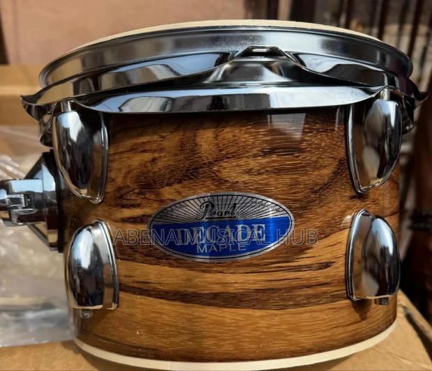 Pearl Decade Maple 5-Set Drum · Photo 3