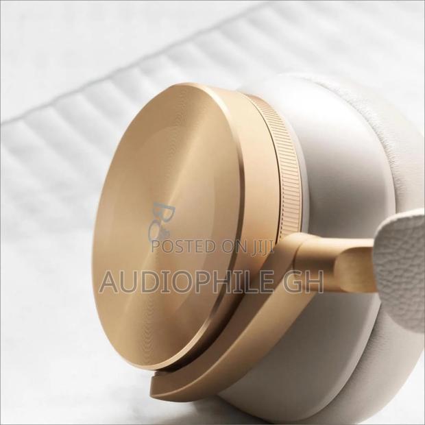 Bang Olufsen Beoplay H95 Noise Cancelling Headphones photo 6