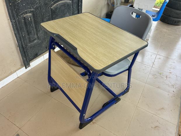 70cmx50cm Students Table And Chair · Photo 2