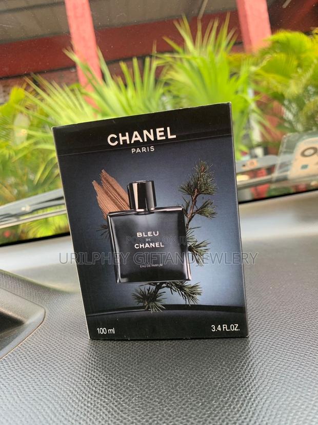 Chanel Paris Perfume · Photo 2