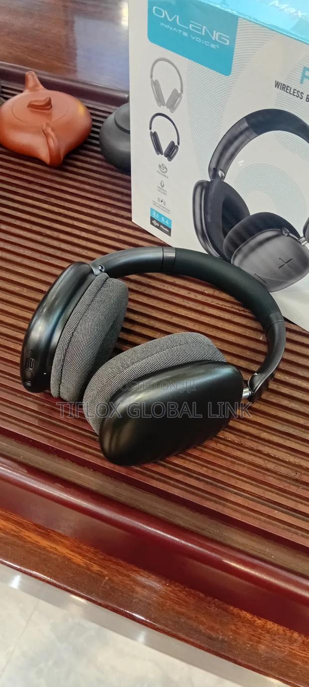 Wireless Bluetooth Headset photo 3