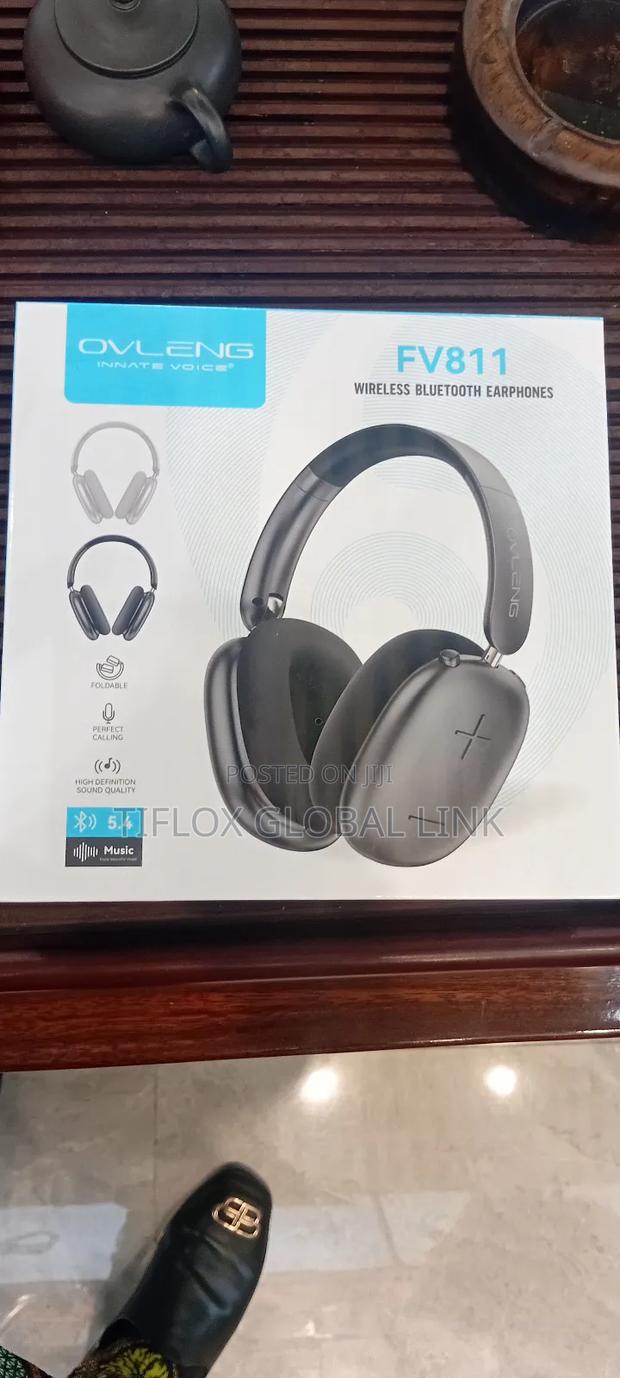 Wireless Bluetooth Headset photo 4