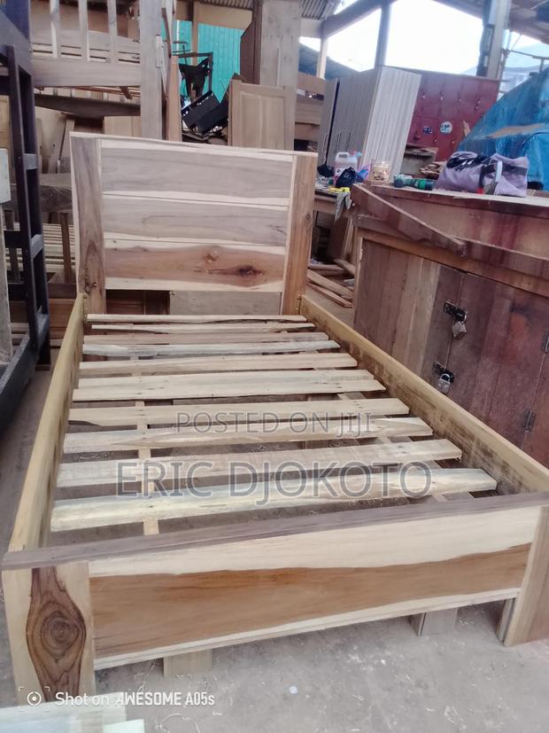 One and Half Bed · Photo 2
