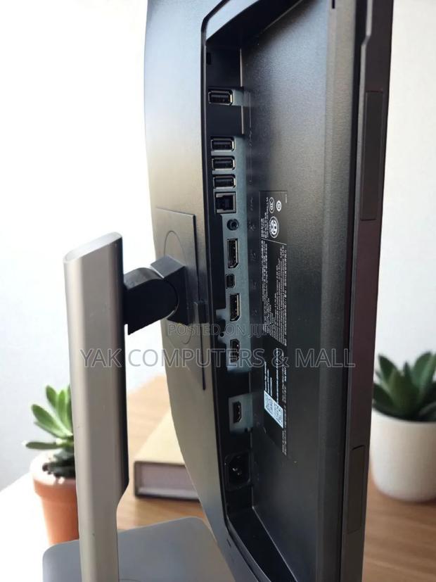 Dell 24 Inch Ultra Sharp FHD Bezeles Monitor 2hdmi,2dp,5usb