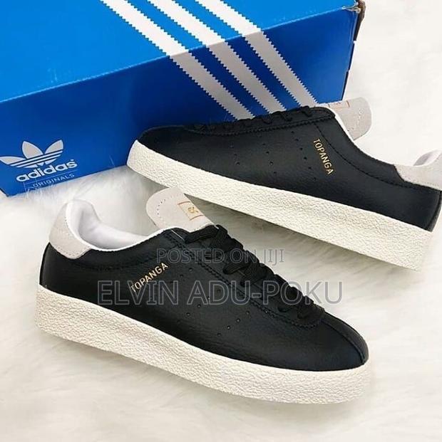 Topanga Core Black/ Off White Sole Sneakers. · Photo 4