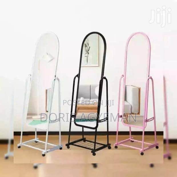 Dressing Mirror · Photo 3