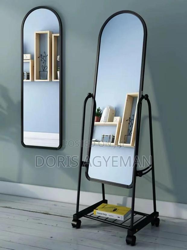 Dressing Mirror · Photo 4