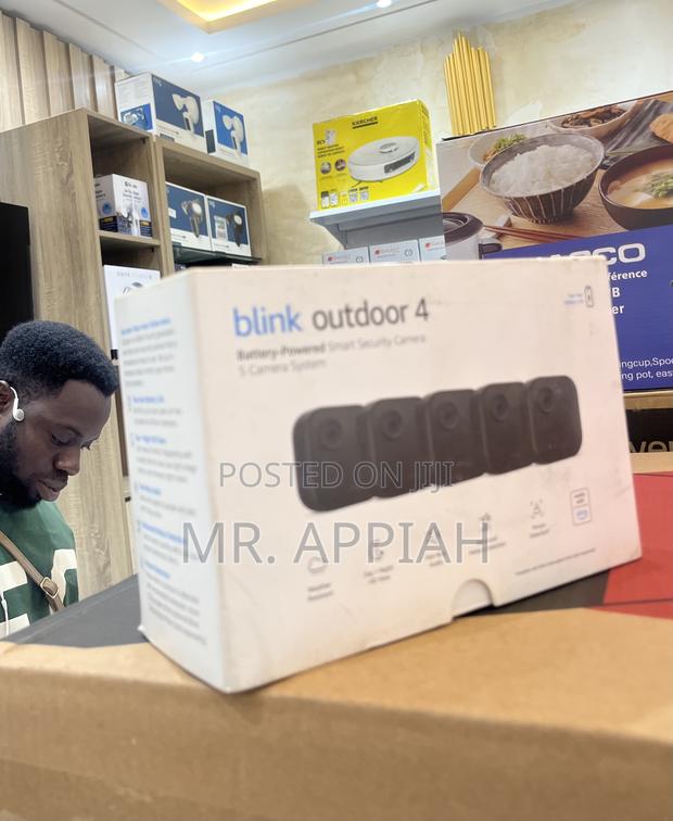 Purchase Authentic BlinkOutdoor 4 Wireless Security Cameras · Photo 2
