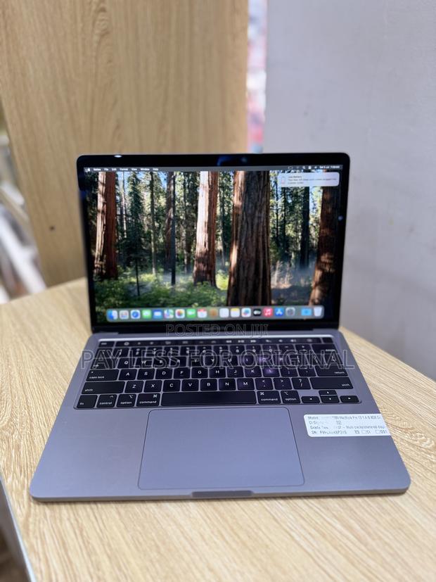 Laptop Apple MacBook Pro 2020 8GB Intel Core i5 SSD 256GB · Photo 4