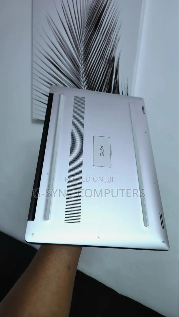 Laptop Dell XPS 15 16GB Intel Core i7 SSD 512GB photo 3