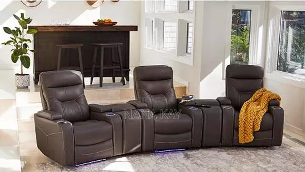 Jabarr 7-Pc Chair photo 3
