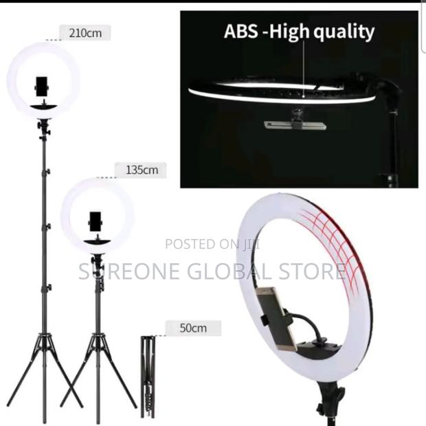 18-Inch Led Ring Light With Tripod photo 2