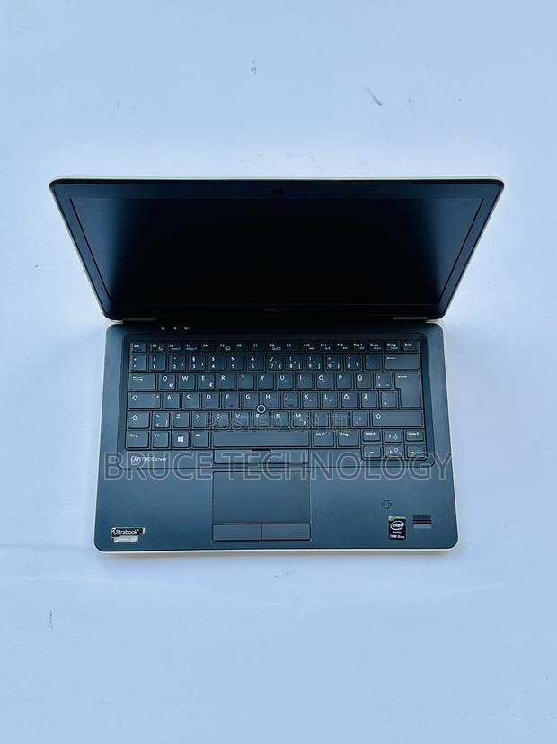 Laptop Dell Latitude 7440 8GB Intel Core i5 SSD 256GB photo 2