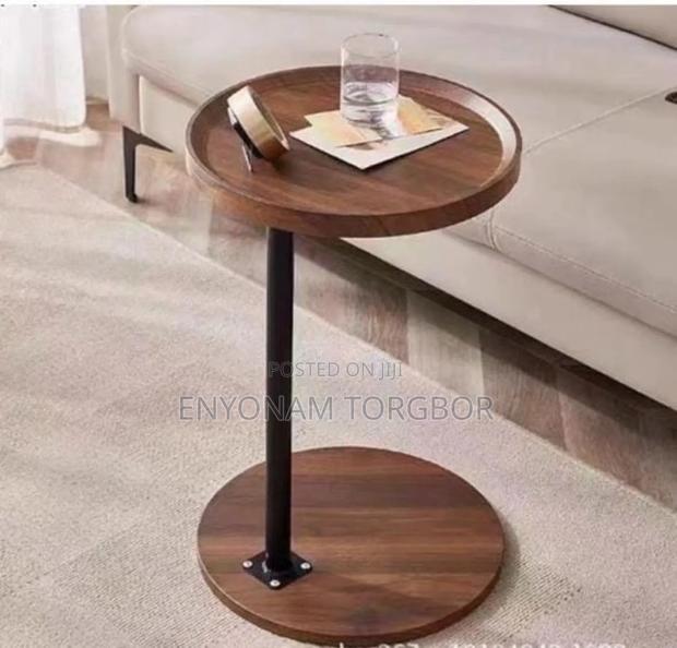 Bedside Table · Photo 2