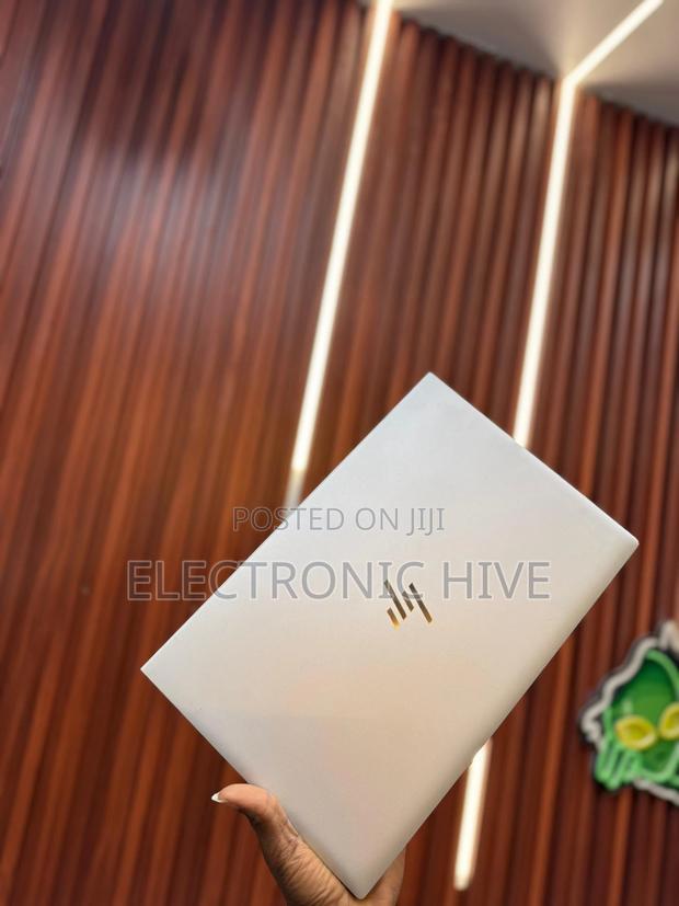 Laptop HP EliteBook 840 G8 16GB Intel Core I7 SSD 512GB photo 2