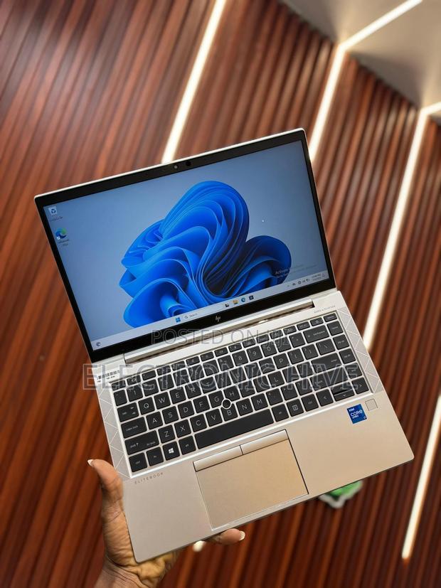 Laptop HP EliteBook 840 G8 16GB Intel Core I7 SSD 512GB photo 6
