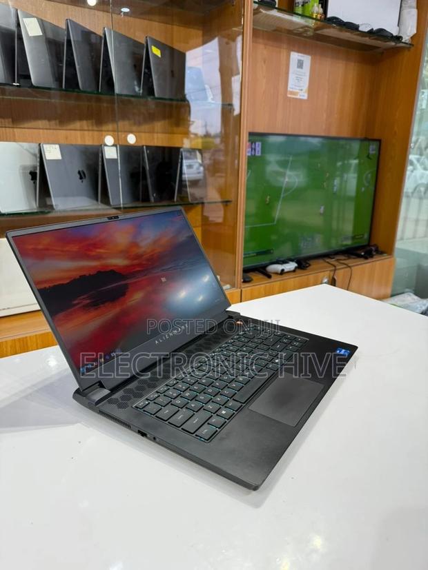 Laptop Alienware M17x R2 32GB Intel Core I9 SSD 1T photo 5