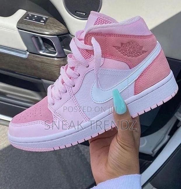Air Jordan R1 Digital Pick · Photo 3