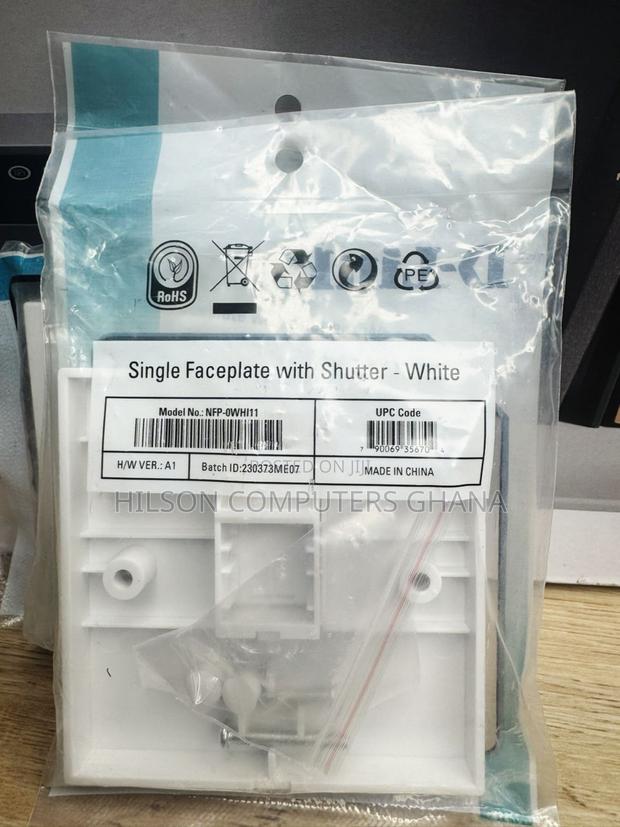 Dlink Single Uk Faceplate With Shutter photo 2