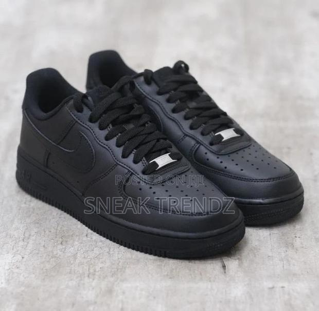 Nike Air Force Leather D Black · Photo 4