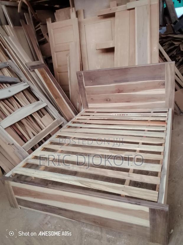 Double Bed 54*75 Inches · Photo 3