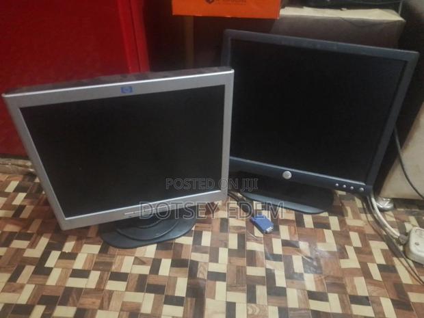 Dell 17 Inches Monitor · Photo 3