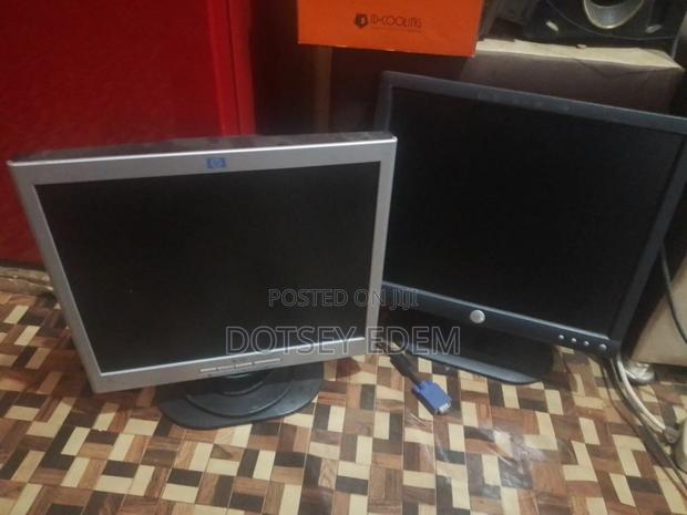 Dell 17 Inches Monitor · Photo 4