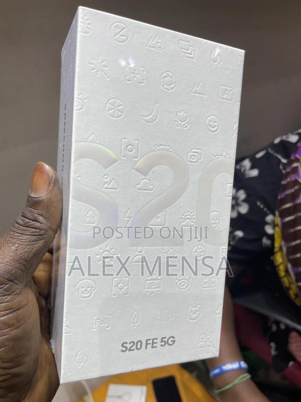 New Samsung Galaxy S20 FE 128 GB Blue