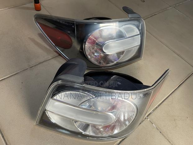 Mazda Cx7 2009-2015 Taillight Used photo 2