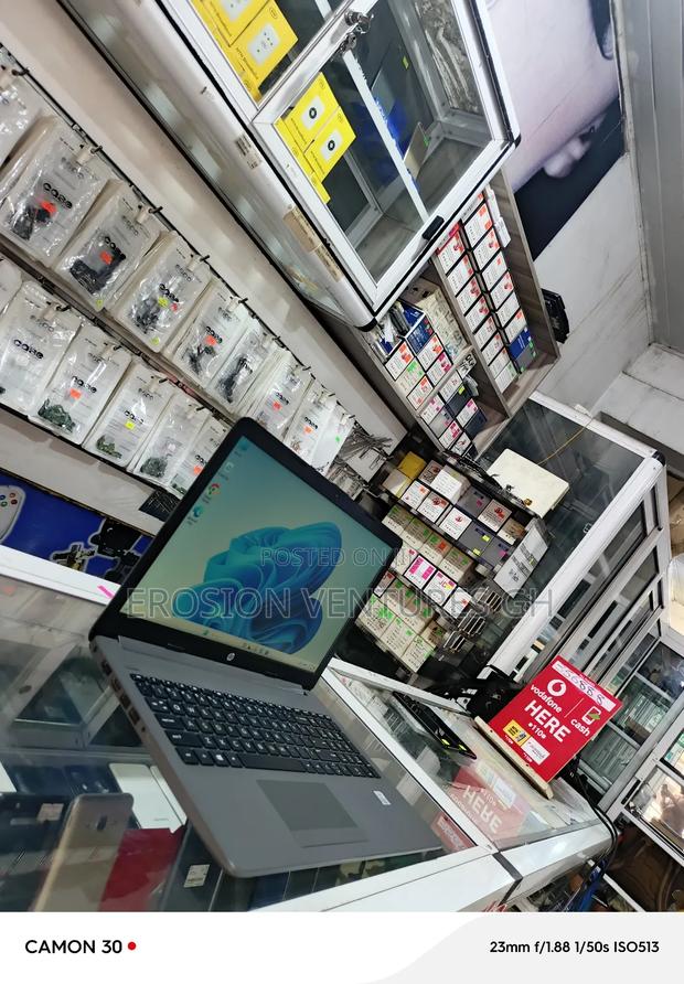 Laptop HP 250 G7 8GB AMD SSD 256GB photo 2