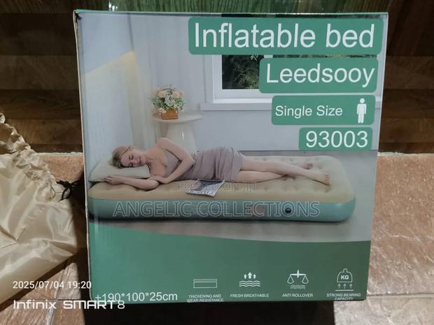 Inflatable Bed Single Size · Photo 2