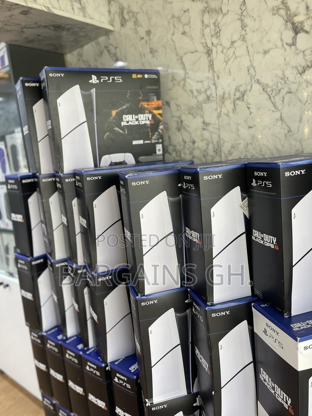 Authentic Sony Playstation 5 Slim Digital 1tb (Xmas Promo) photo 3