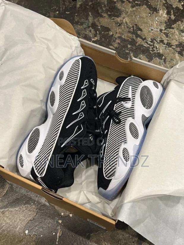 Air Nike Nocta Black White · Photo 2