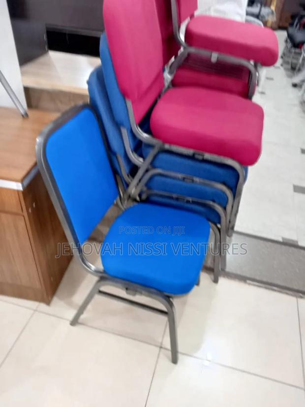 Medium Size Auditorium Chair