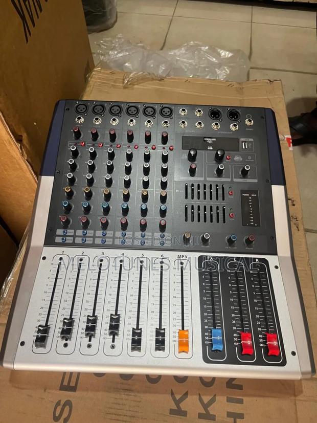 Soundcraft Kv-60 6-Channel Powered Mixer · Photo 4