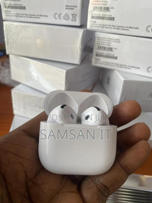 Apple Airpod 4 With Wireless Charging Case With Good Bass photo 6