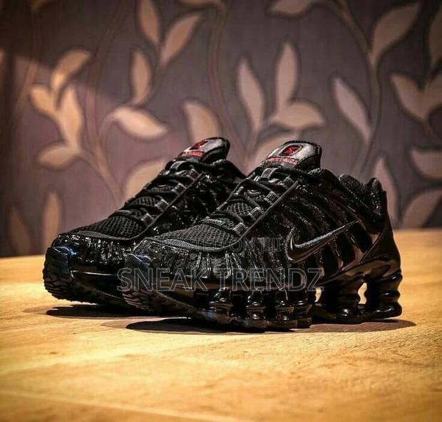 Air Nike Shox Shine Black · Photo 3