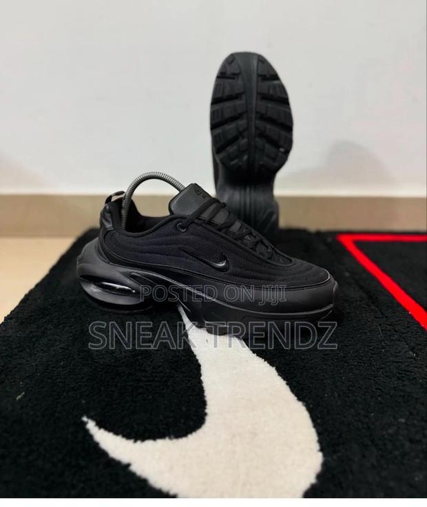 Air Nike Portal P Black · Photo 3