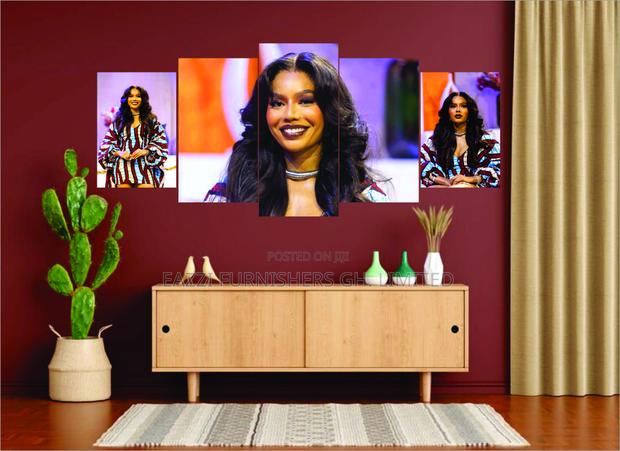 Personal Customised 5 Wall Arts Frame Canvas (Pre-Order) · Photo 2