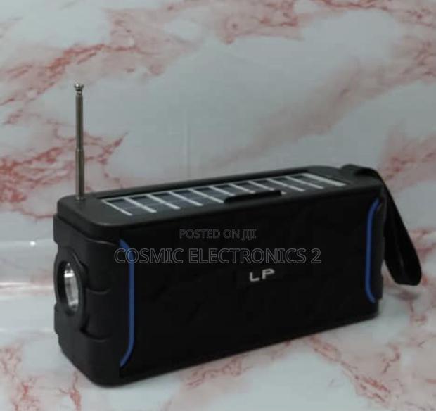 Lp V95 Wireless Speaker – Portable With Solar Panels photo 2