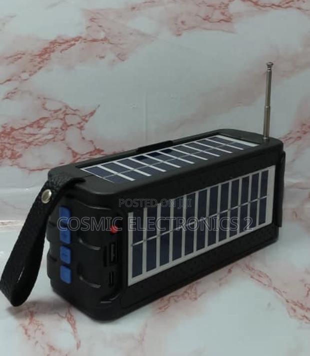 Lp V95 Wireless Speaker – Portable With Solar Panels photo 3