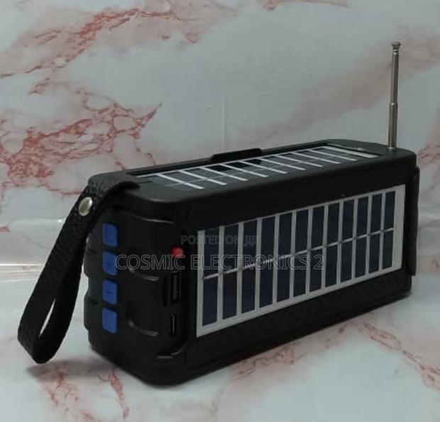 Lp V95 Wireless Speaker – Portable With Solar Panels photo 4