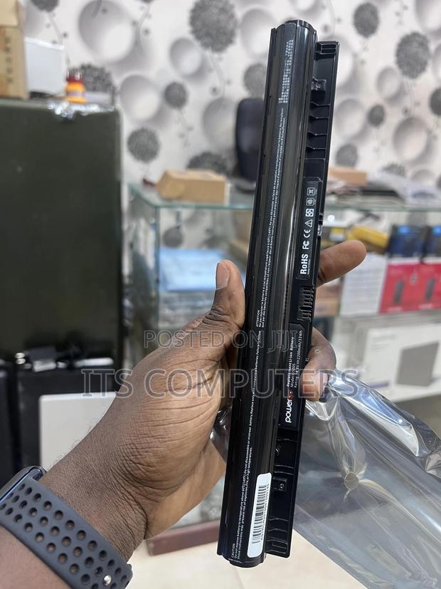 Lenovo G500 Battery · Photo 1