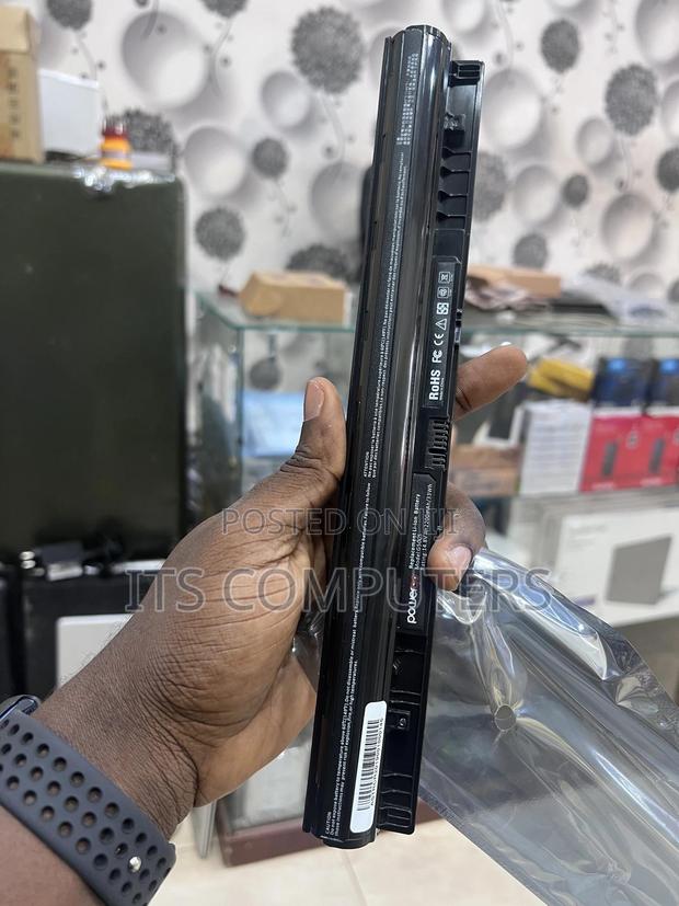 Lenovo G500 Battery · Photo 2