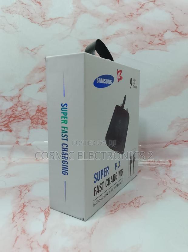 Samsung Super Pd Fast Charging Adapter With Usb-C Cable photo 2