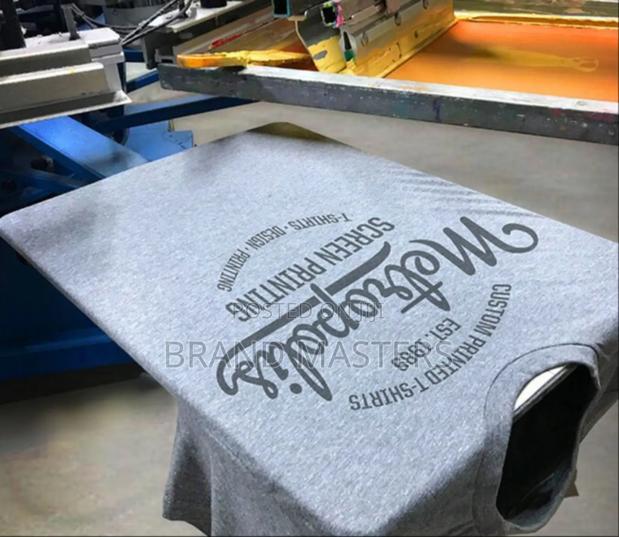 Quality T-Shirt Printing · Photo 3