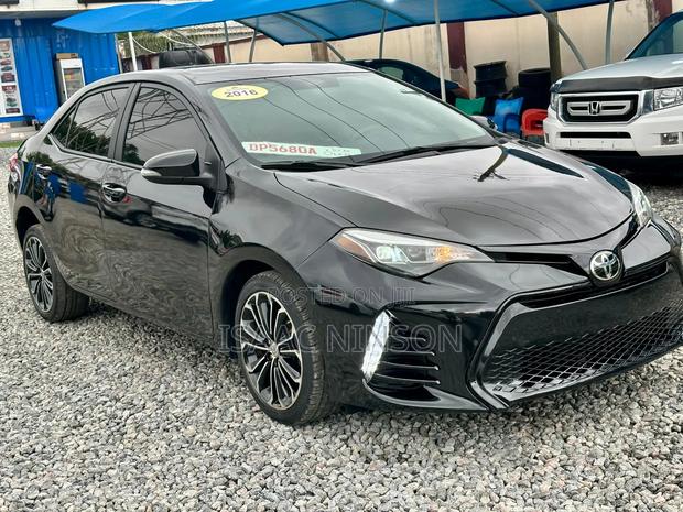 Toyota Corolla 2016 Black