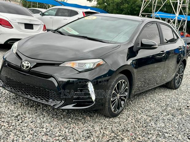 Toyota Corolla 2016 Black