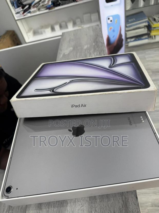 Apple iPad Air 13 (2024) 128 GB Gray