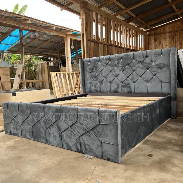 Dark Gray Queen Size 72x75 Very Durable//Luxurious And Durable photo 2
